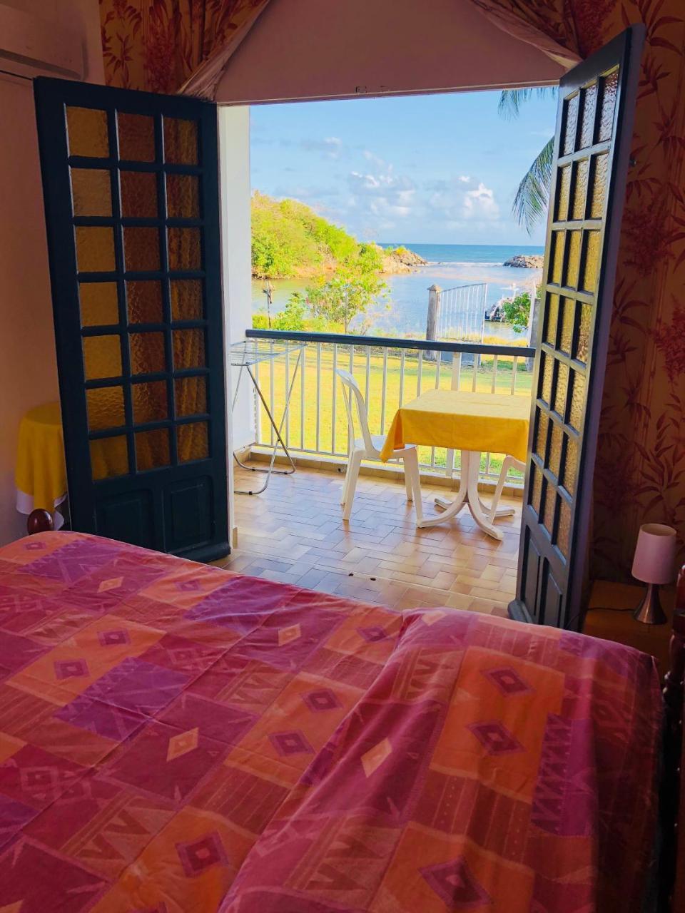 Le Gligli Bed and Breakfast Le Gosier  Exterior foto